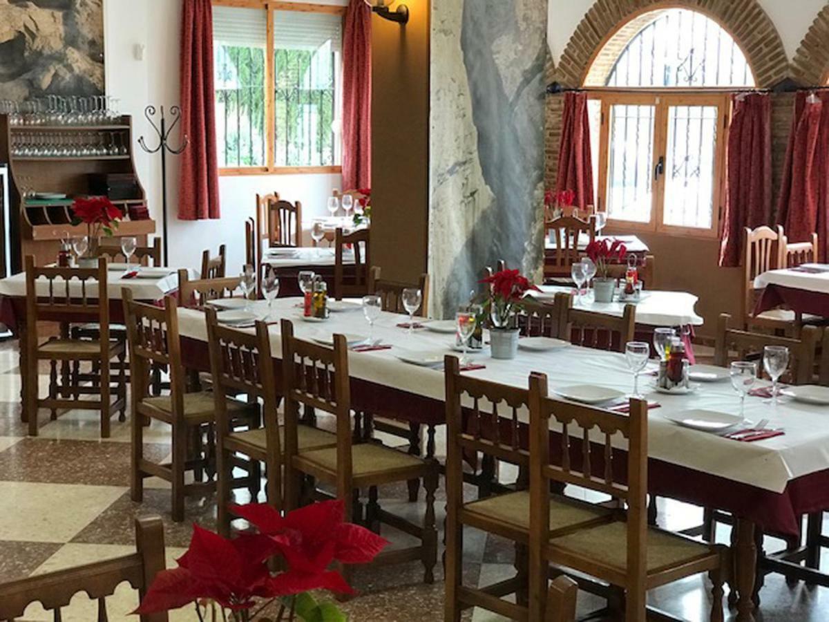 Hostal Restaurante El Cruce Ardales Exterior foto